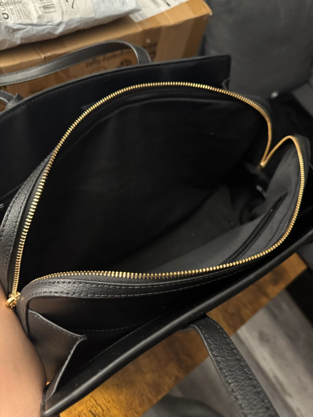 Michael Kors Black Tote Bag - photo 5
