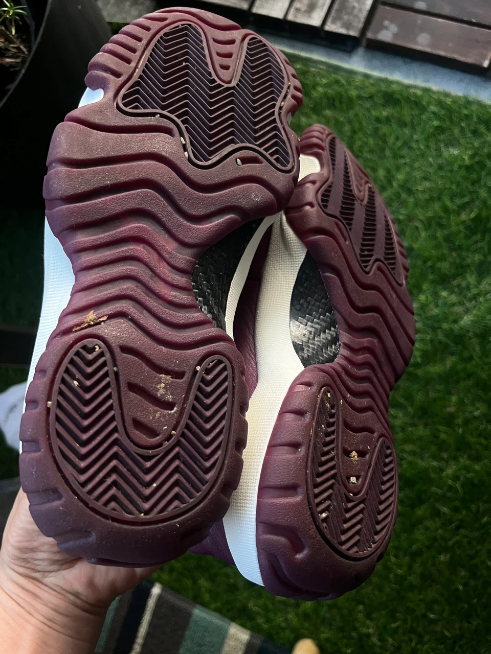 Jordan 11 Retro Bordeaux Sneakers - photo 4