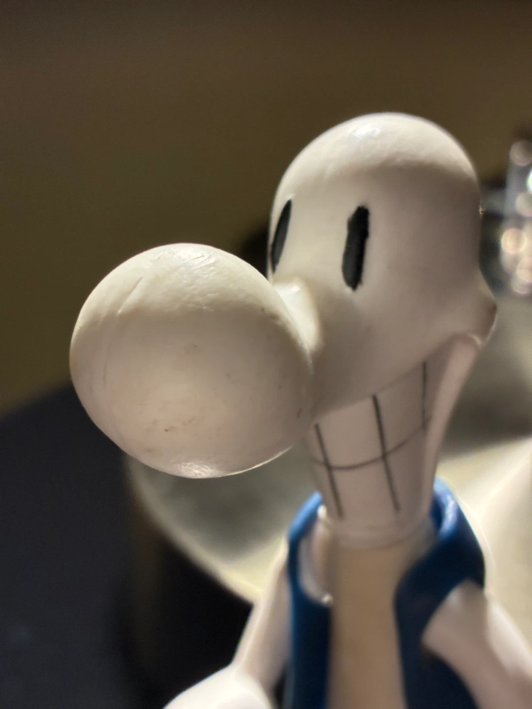 1998 Jeff Smith BONE Smiley Bone Articulated Figure Blue Vest