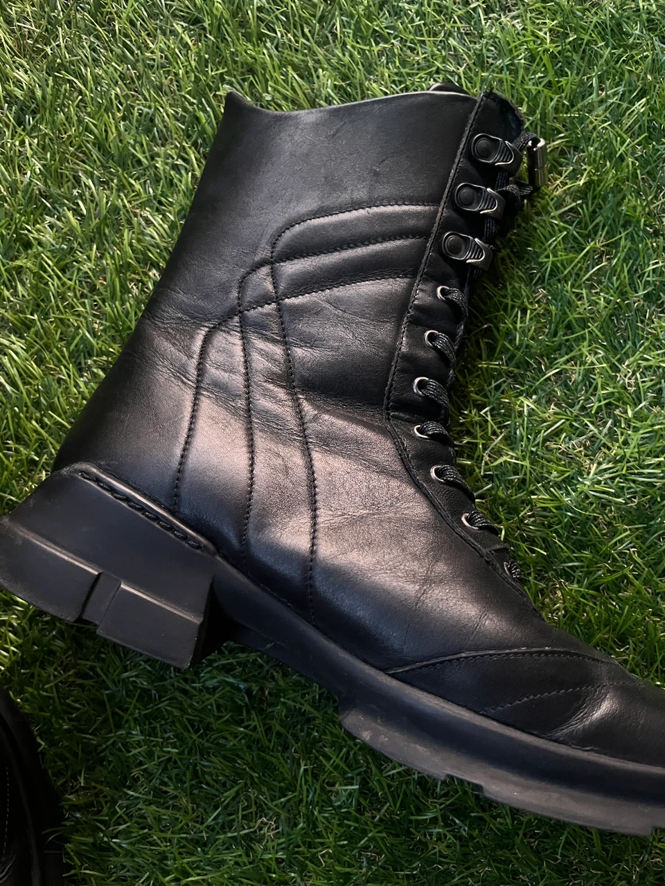 Aquatalia Black Leather Lace-Up Boots - photo 2