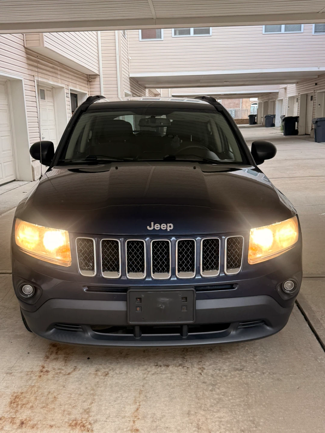 Jeep Compass 4x4 SUV - photo 2