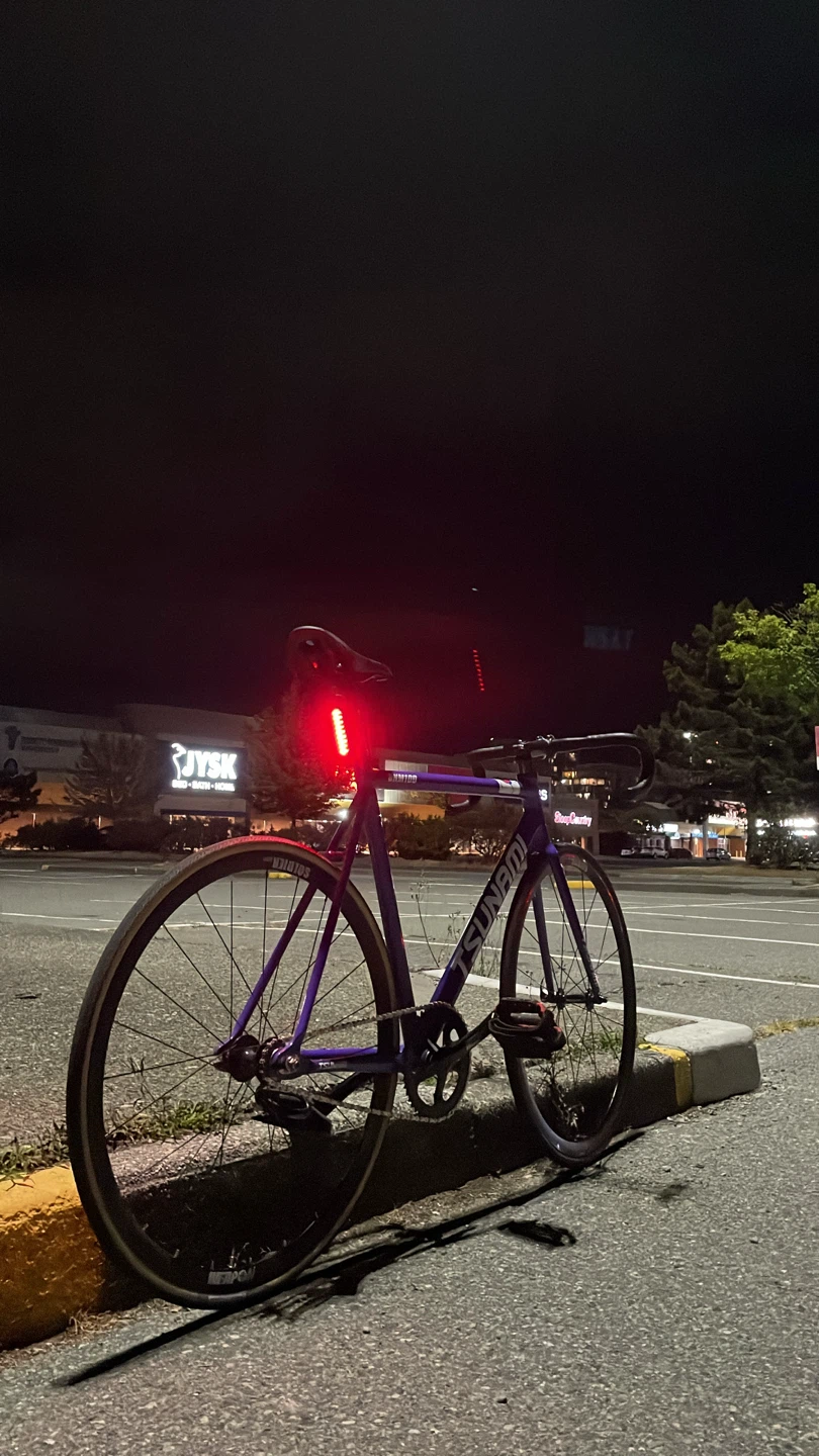 Tsunami SNM100 Fixed Gear Bike