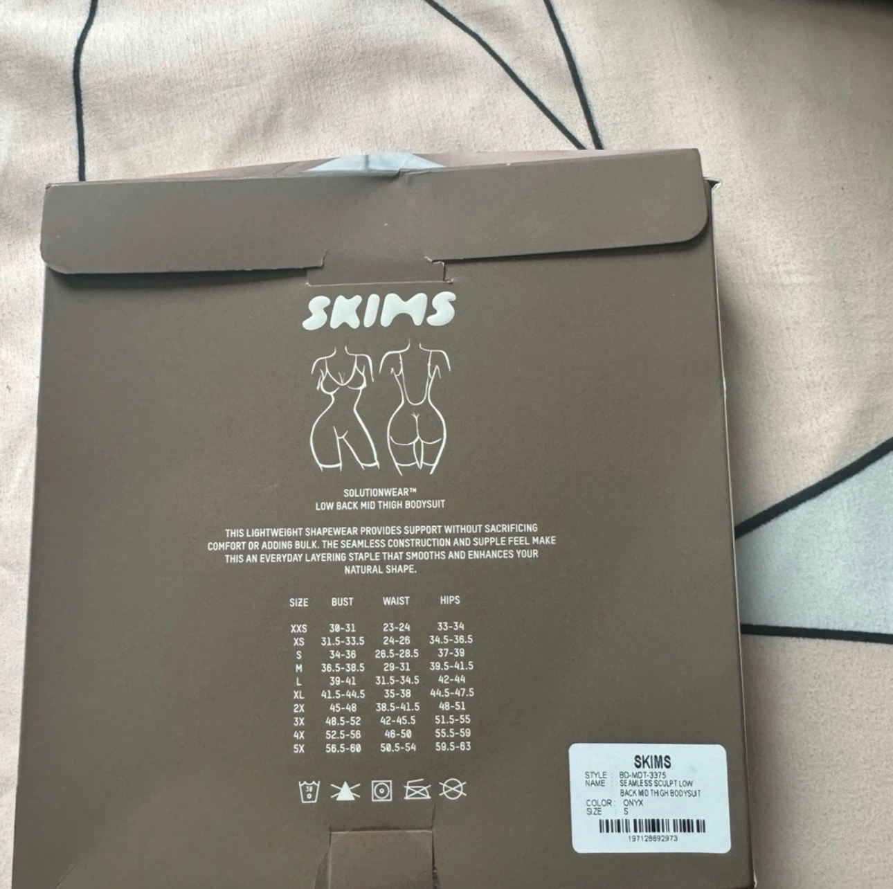 SKIMS Seamless Sculpt Low Back Mid Thigh Bodysuit (size s) - photo 4
