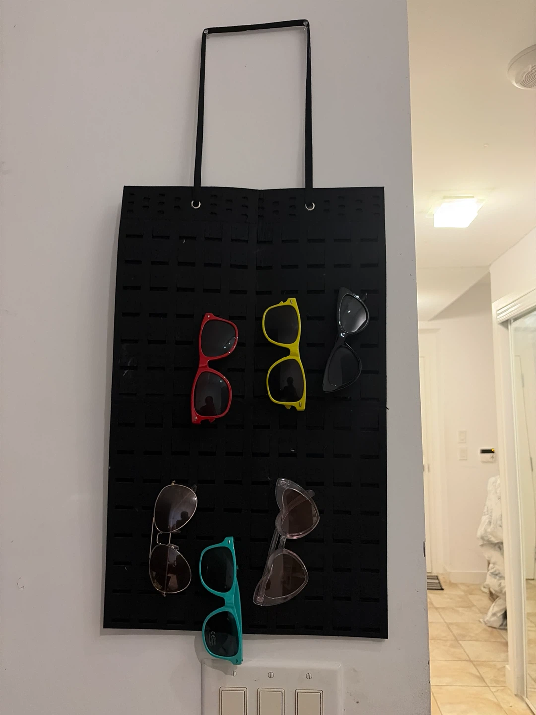 Wall-Mounted Felt Sunglasses Organizer