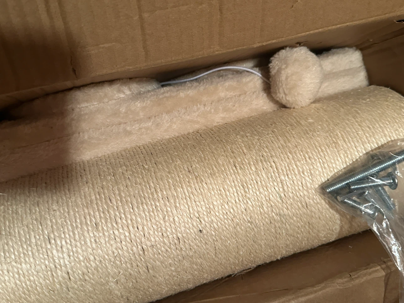 PAWSCRAT 32-inch Beige Cat Scratching Post