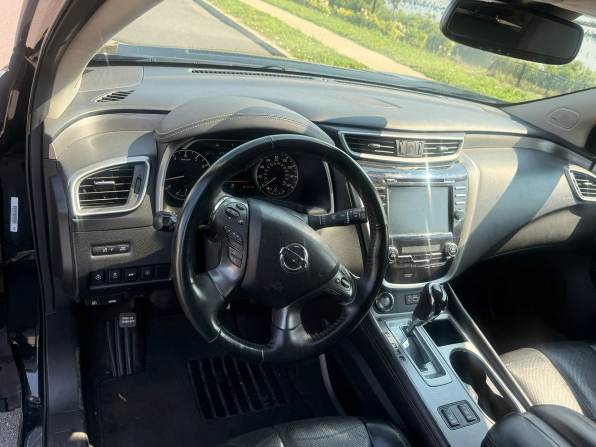 Nissan Murano SUV - photo 4