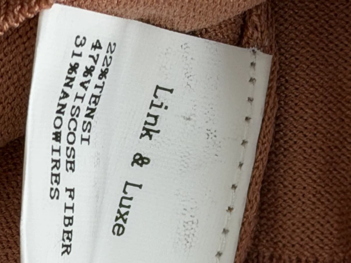 Link & Luxe Salmon V-neck Knit Top - photo 4