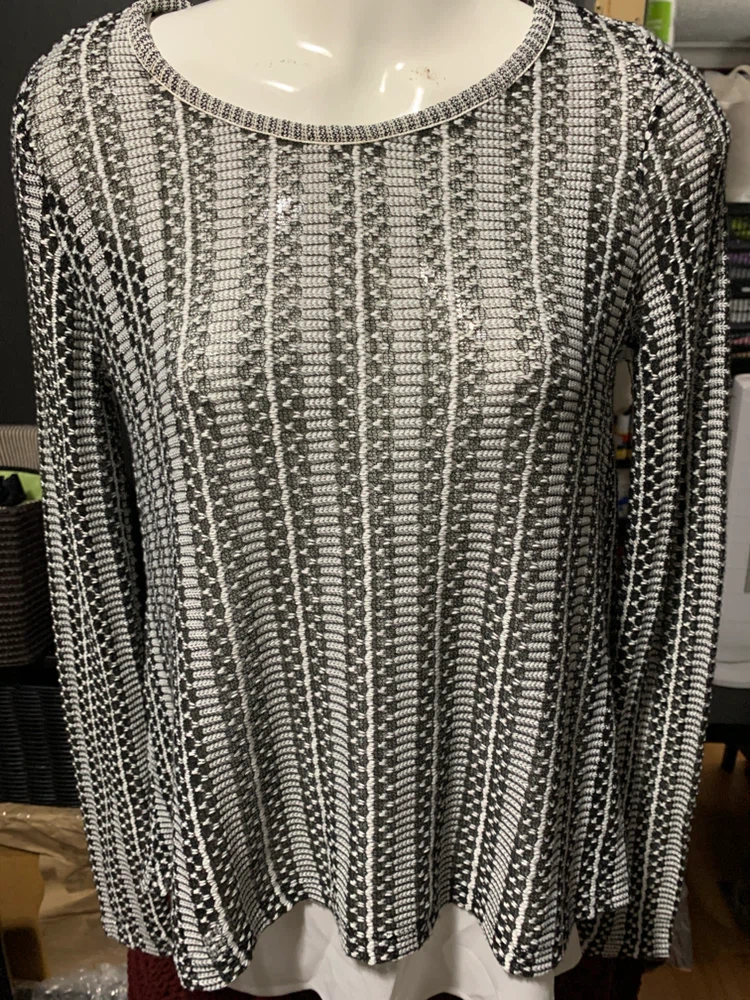 Zara Black and White Striped Long Sleeve Knit Top