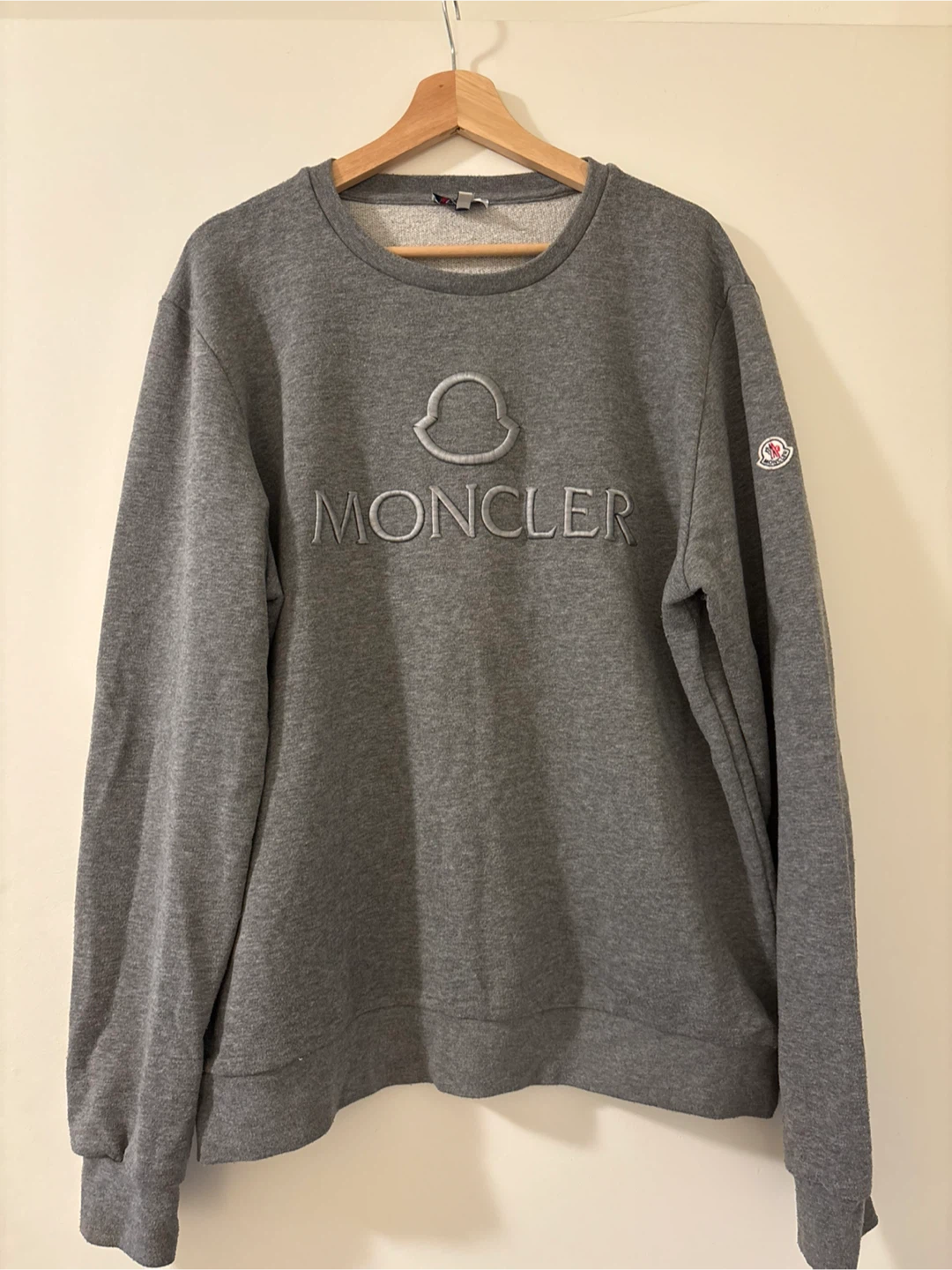 Men’s Grey Sweatshirt