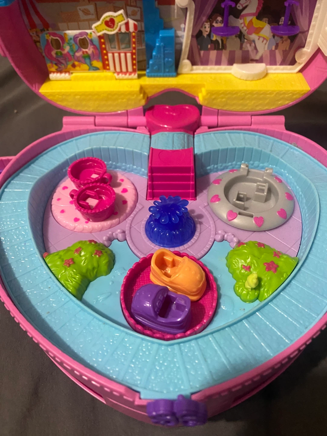 Polly Pocket theme park playset - photo 4