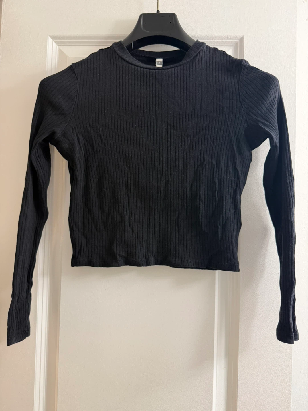 Black Ribbed Long Sleeve Top