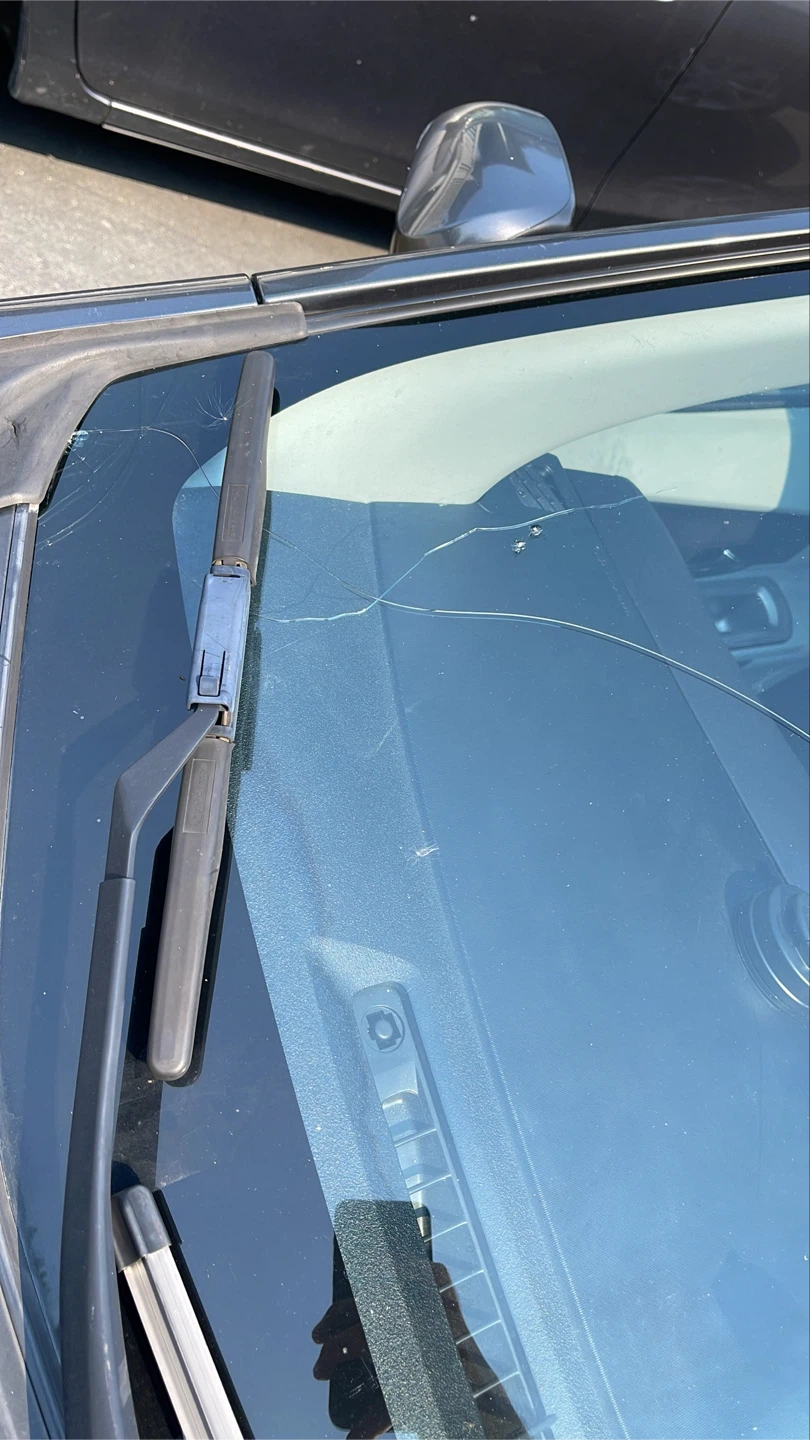 Toyota Prius Hybrid - photo 3