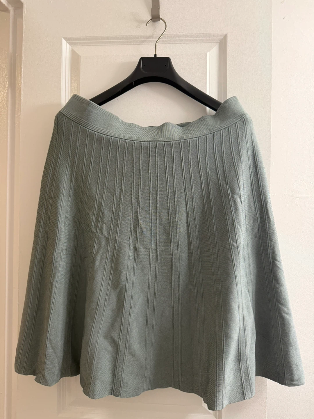 H&M Ribbed Knit Skirt