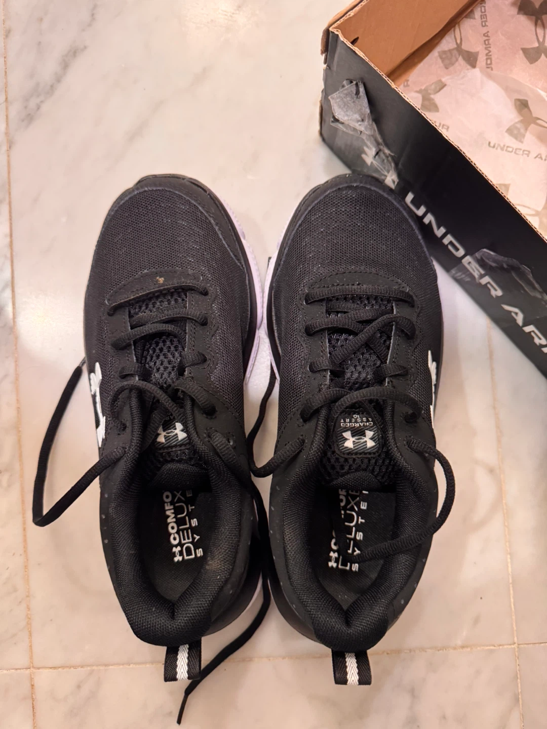 Under Armour Charged Assert 10 Running Shoes