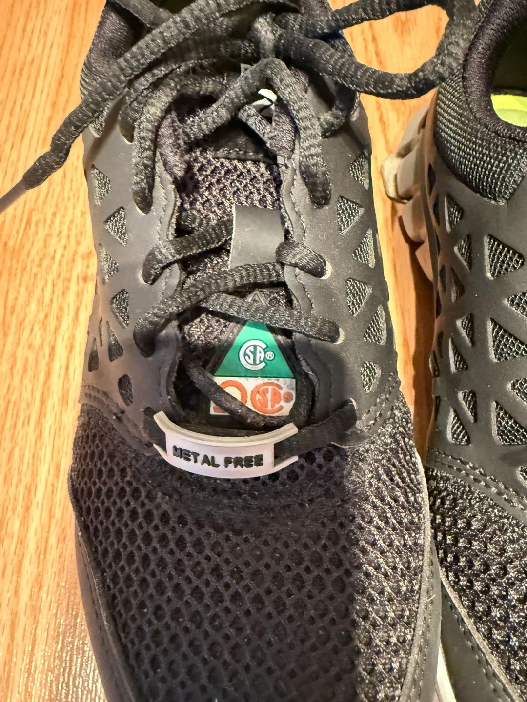 Reebok Metal Free Work Shoes - photo 2