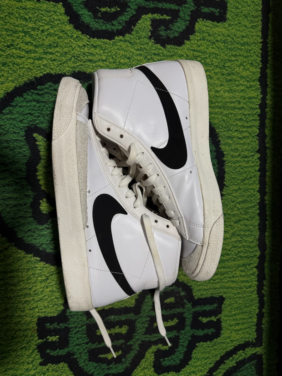 Nike Blazer Mid '77 Vintage White Black Size 10.5