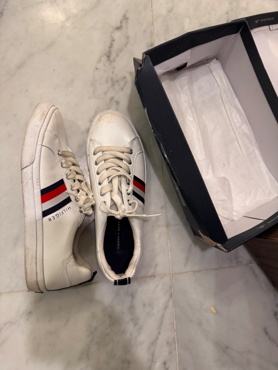 Tommy Hilfiger White Sneakers Size 7M - photo 2