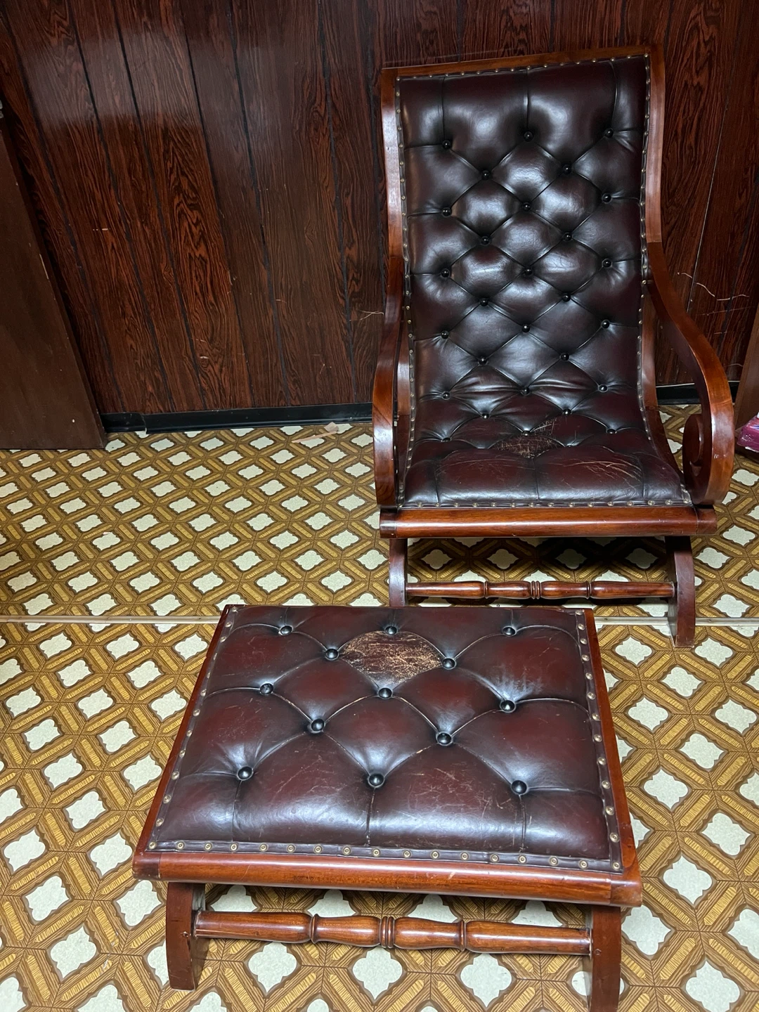 Vintage Tufted Rocking Chair and Ottoman Set - photo 3