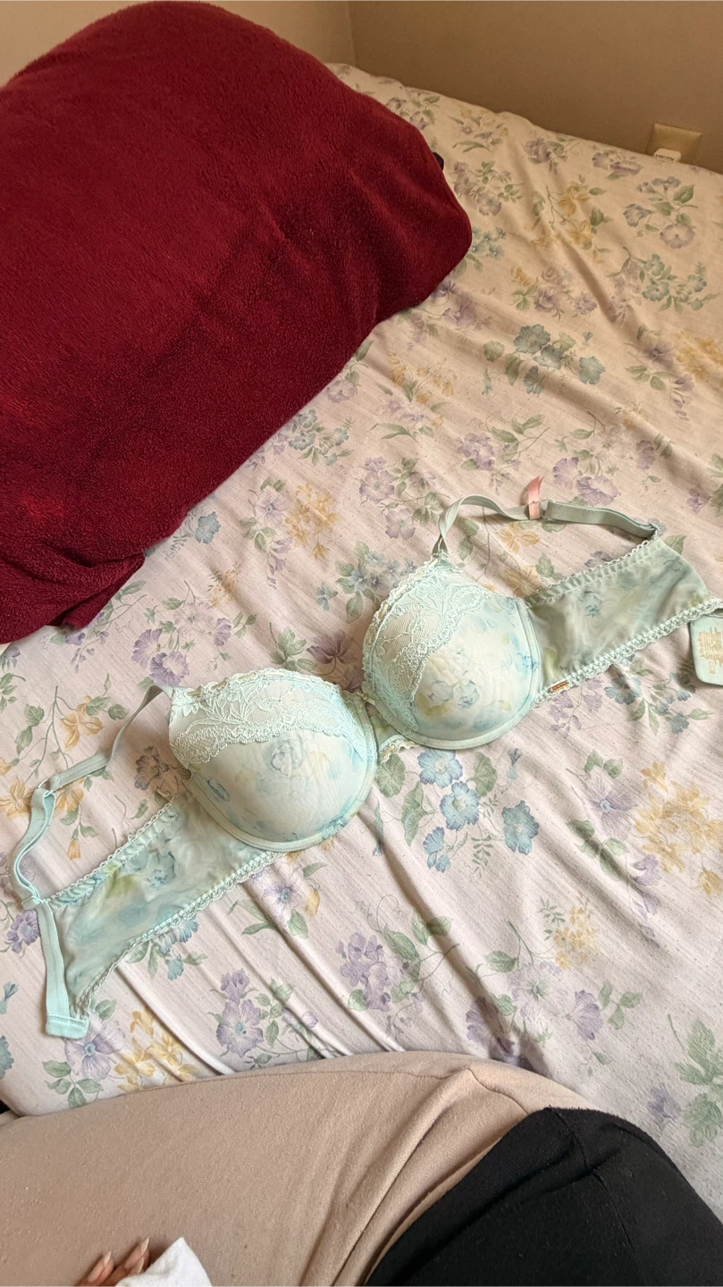 La Vie en Rose Floral Lace Bra 36DD - photo 2