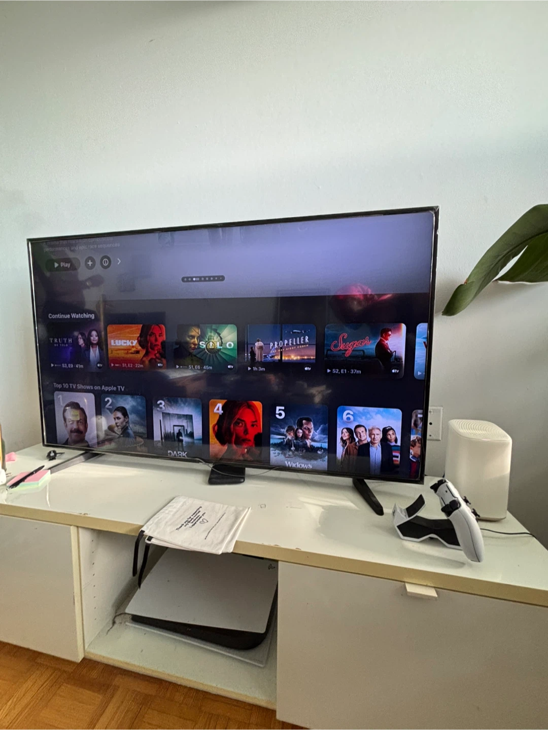 55" Samsung NU6900 Smart 4K UHD TV - photo 2