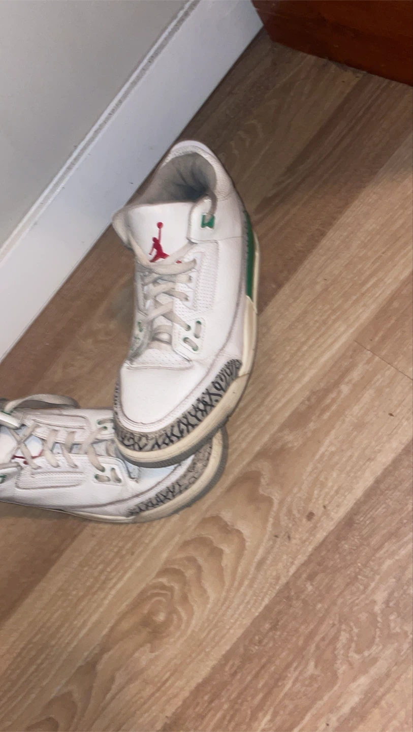 Nike Air Jordan 3 Lucky Green Sneakers