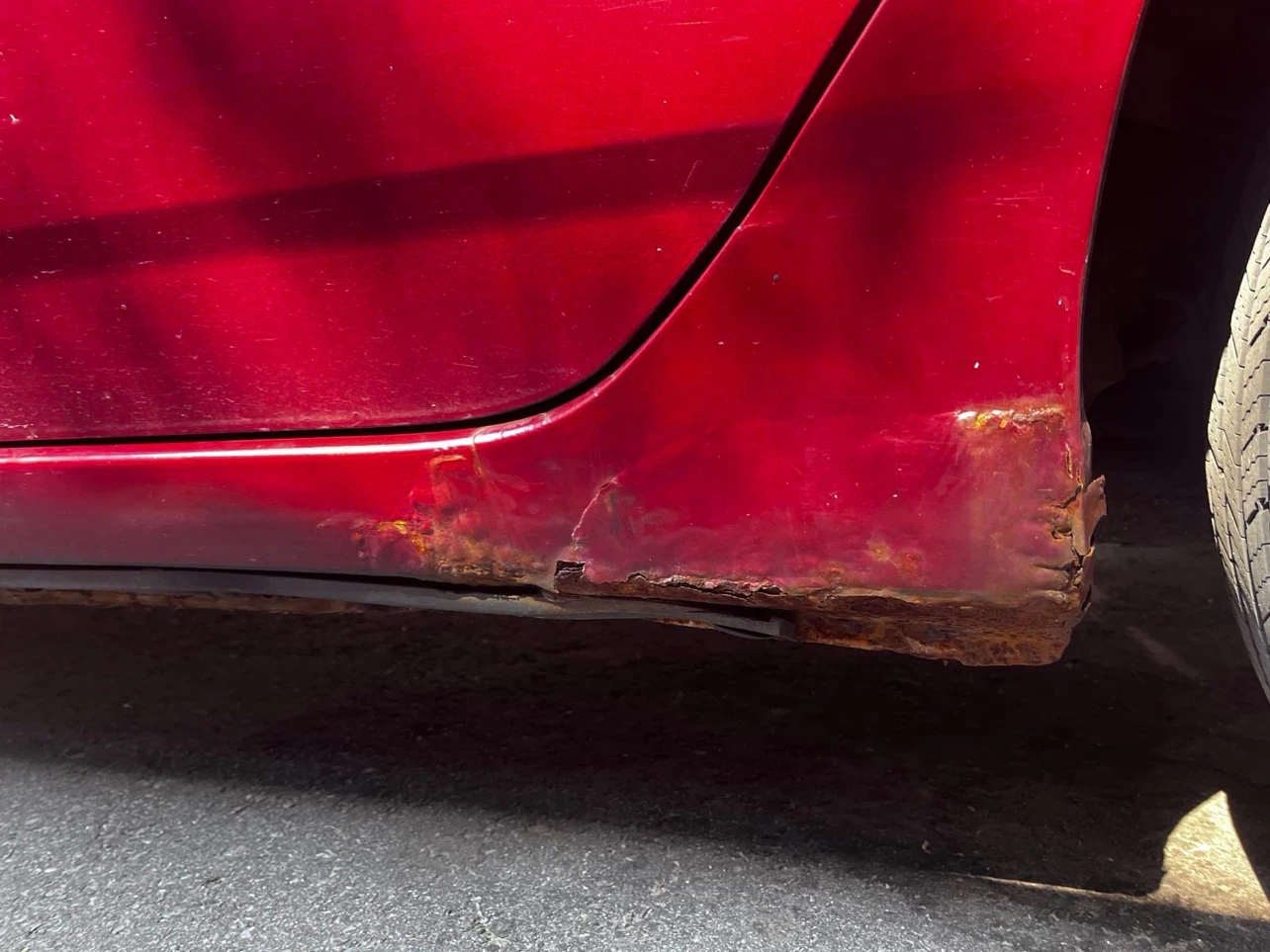 Red Toyota Corolla LE Sedan 2008 - photo 3