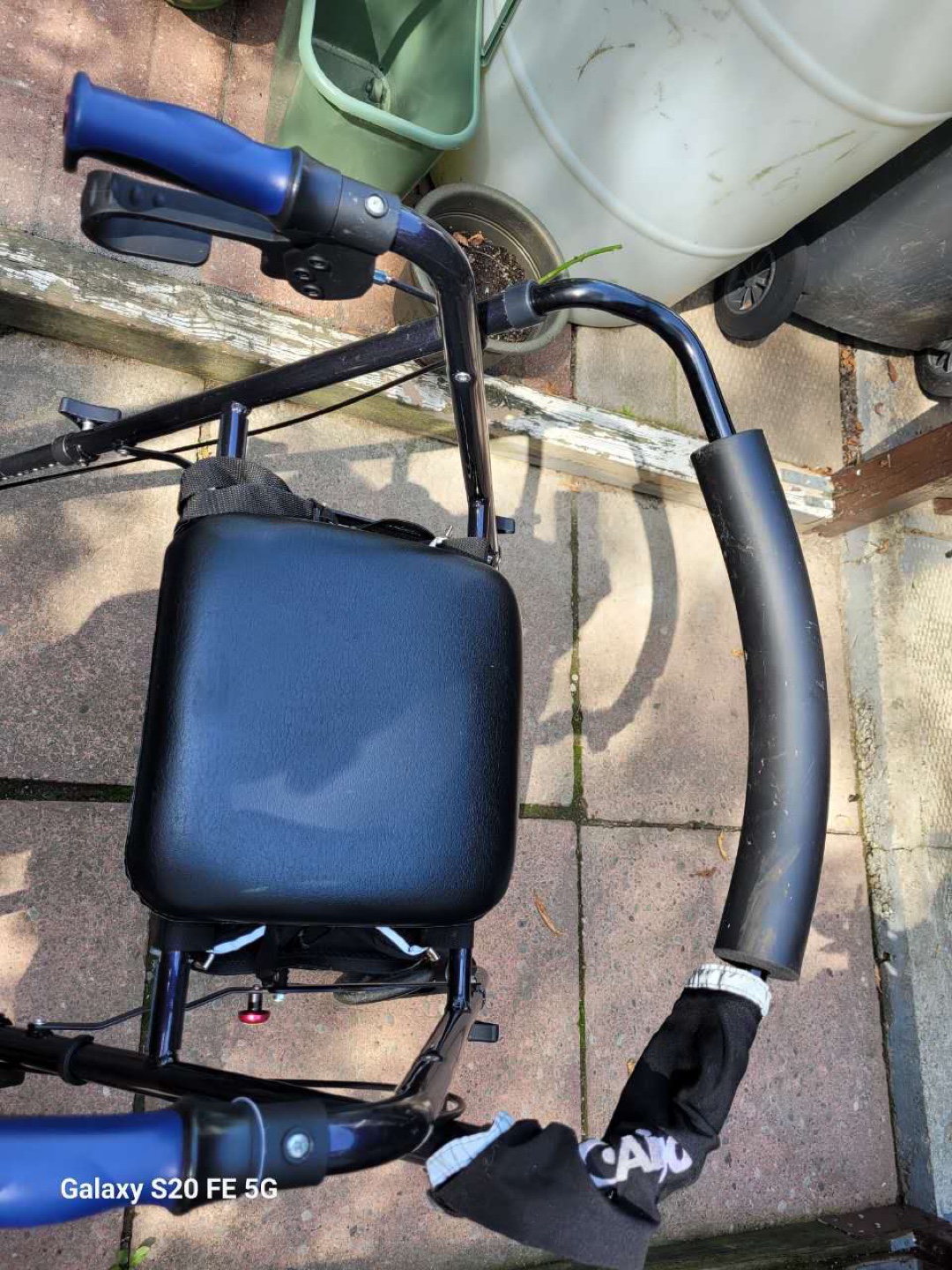 Airgo Ultra-Light Rollator Walker - photo 3