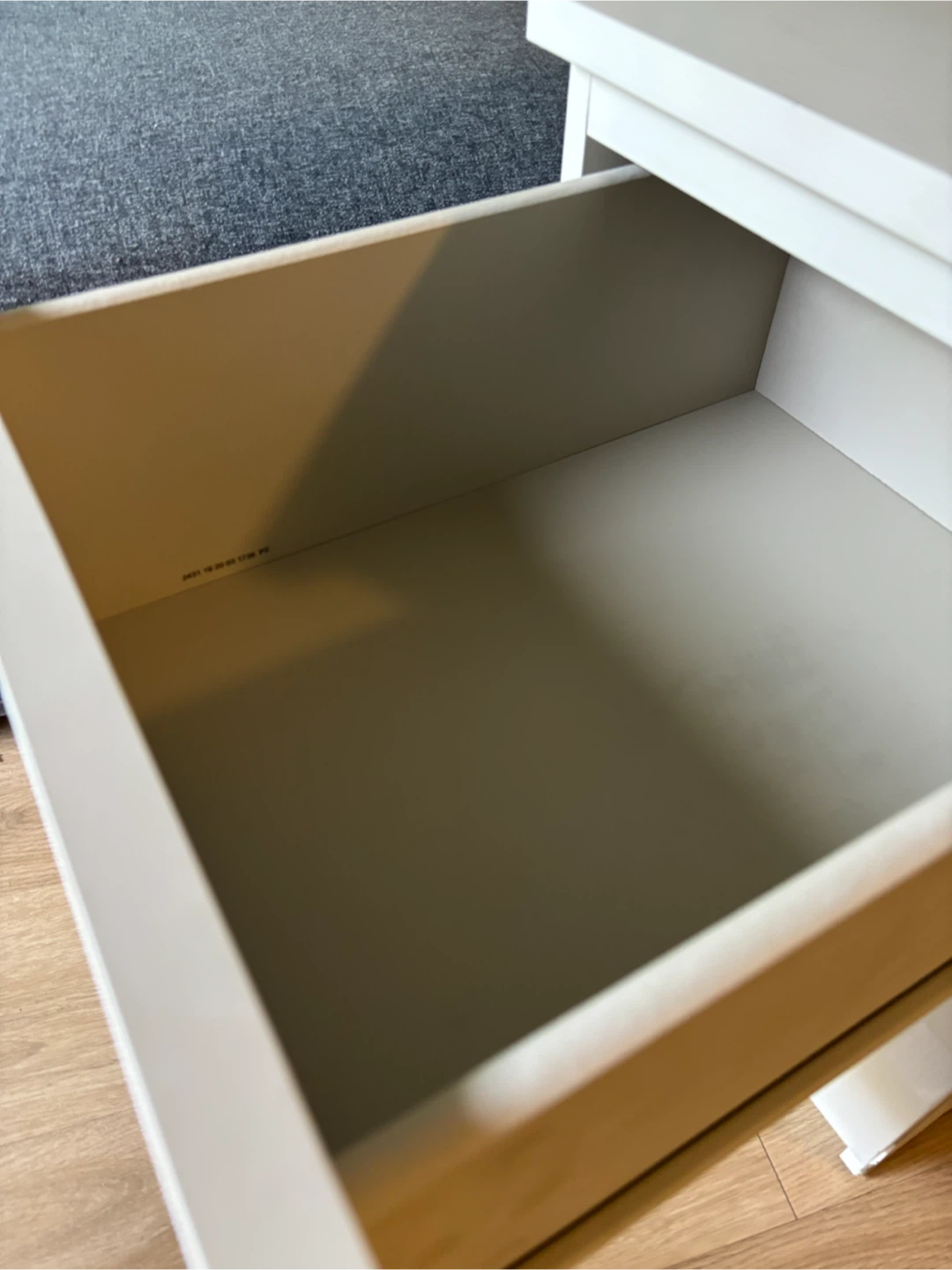 IKEA White 2-Drawer Nightstand - photo 3