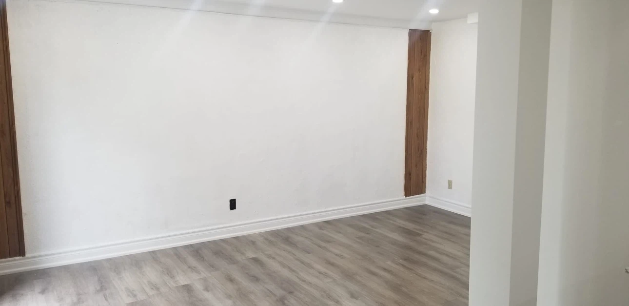 Walkout Basement apartment - photo 4