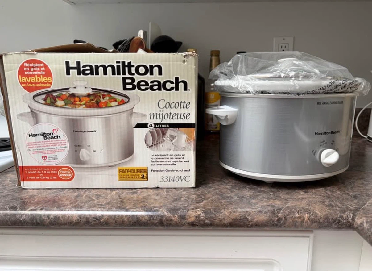 BRAND NEW!! Hamilton Beach 4L Slow Cooker