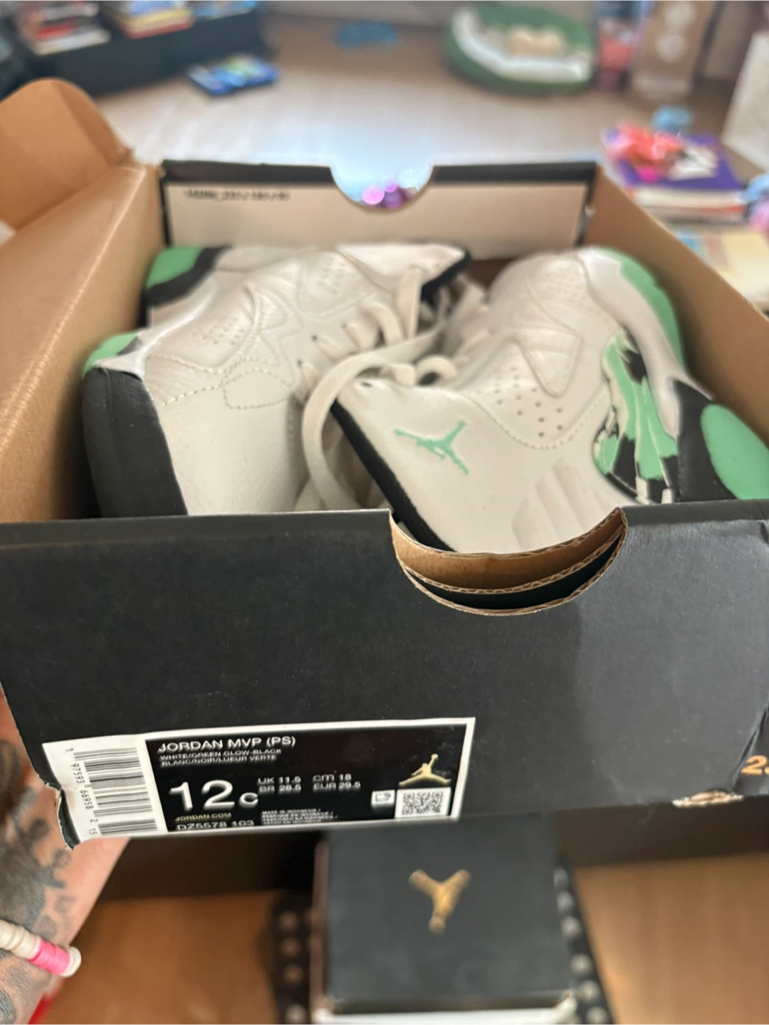 Jordan MVP (PS) White/Green Glow-Black
