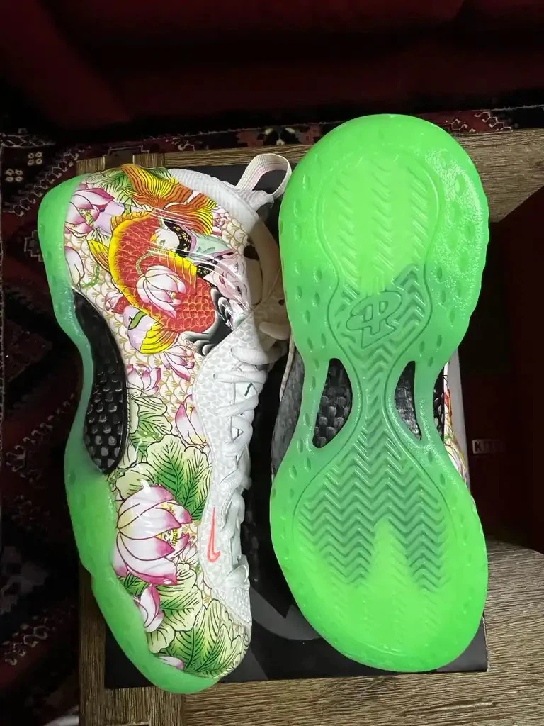 Nike Air Foamposite One Premium Tianjin Lotus Floral Size 8.5 - photo 4