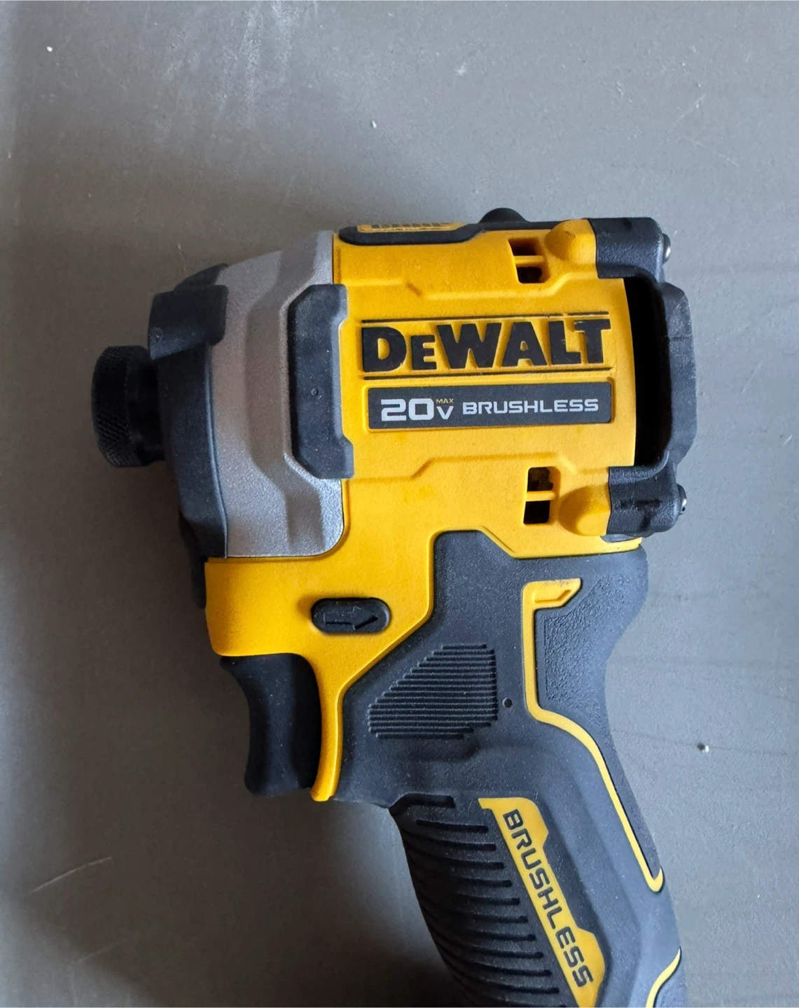 DEWALT 20V MAX Brushless Cordless Impact Driver DCF850