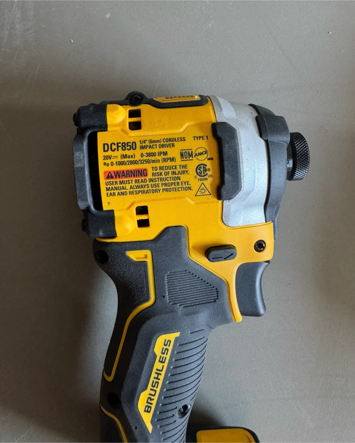 DEWALT 20V MAX Brushless Cordless Impact Driver DCF850 - photo 2
