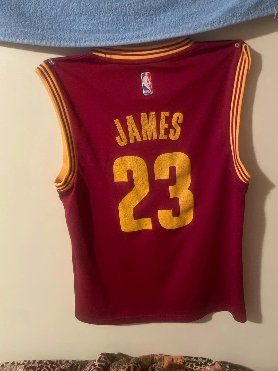 Adidas Cleveland Cavaliers LeBron James Jersey