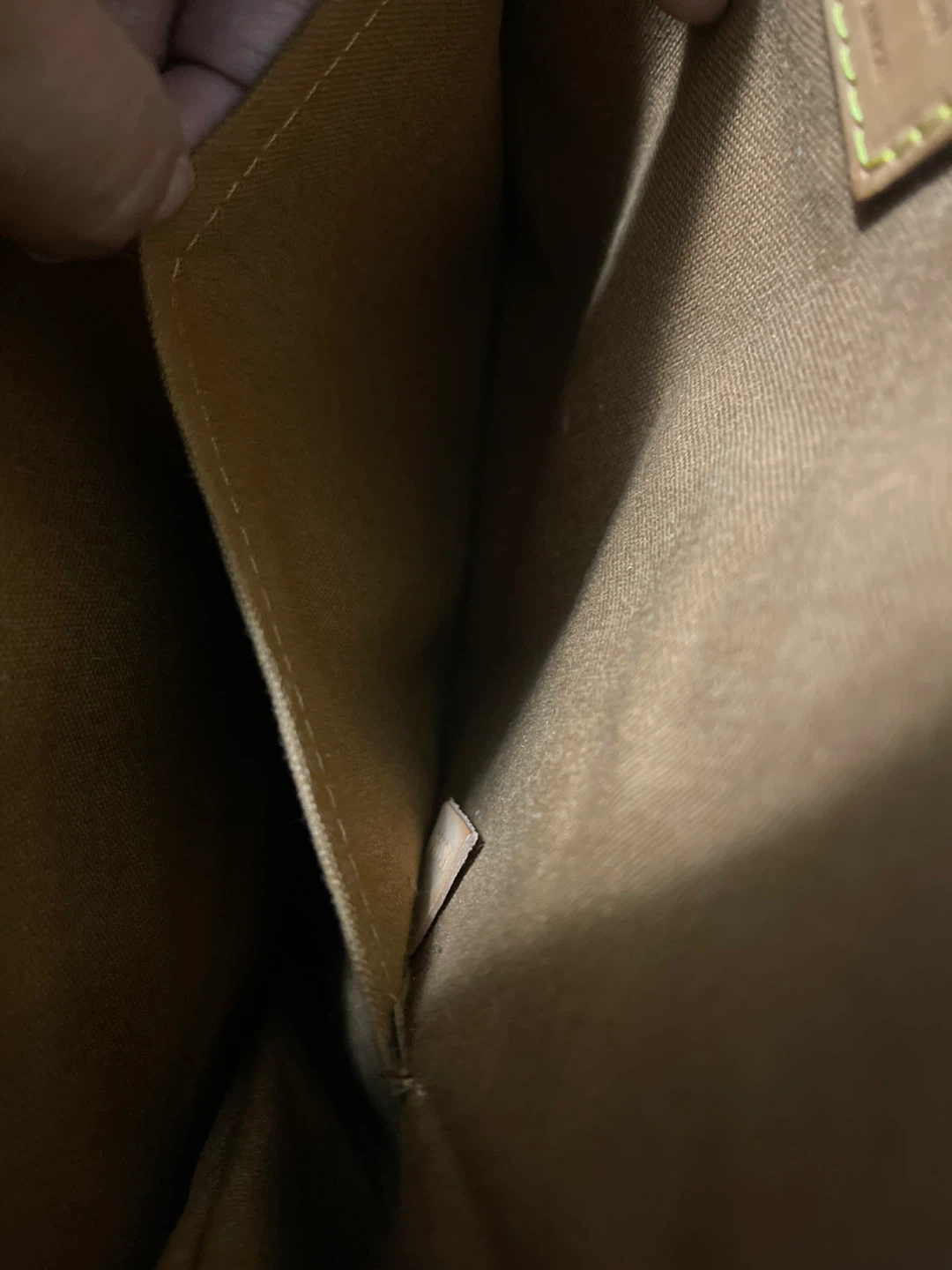 Louis Vuitton Monogram Tote Bag - photo 4