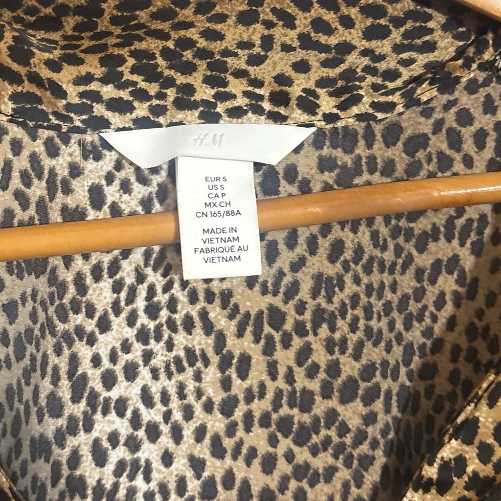 H&M Leopard Print Shirt - Small - photo 2