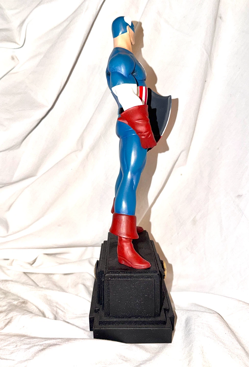 Bowen Designs Captain America Statue - photo 3
