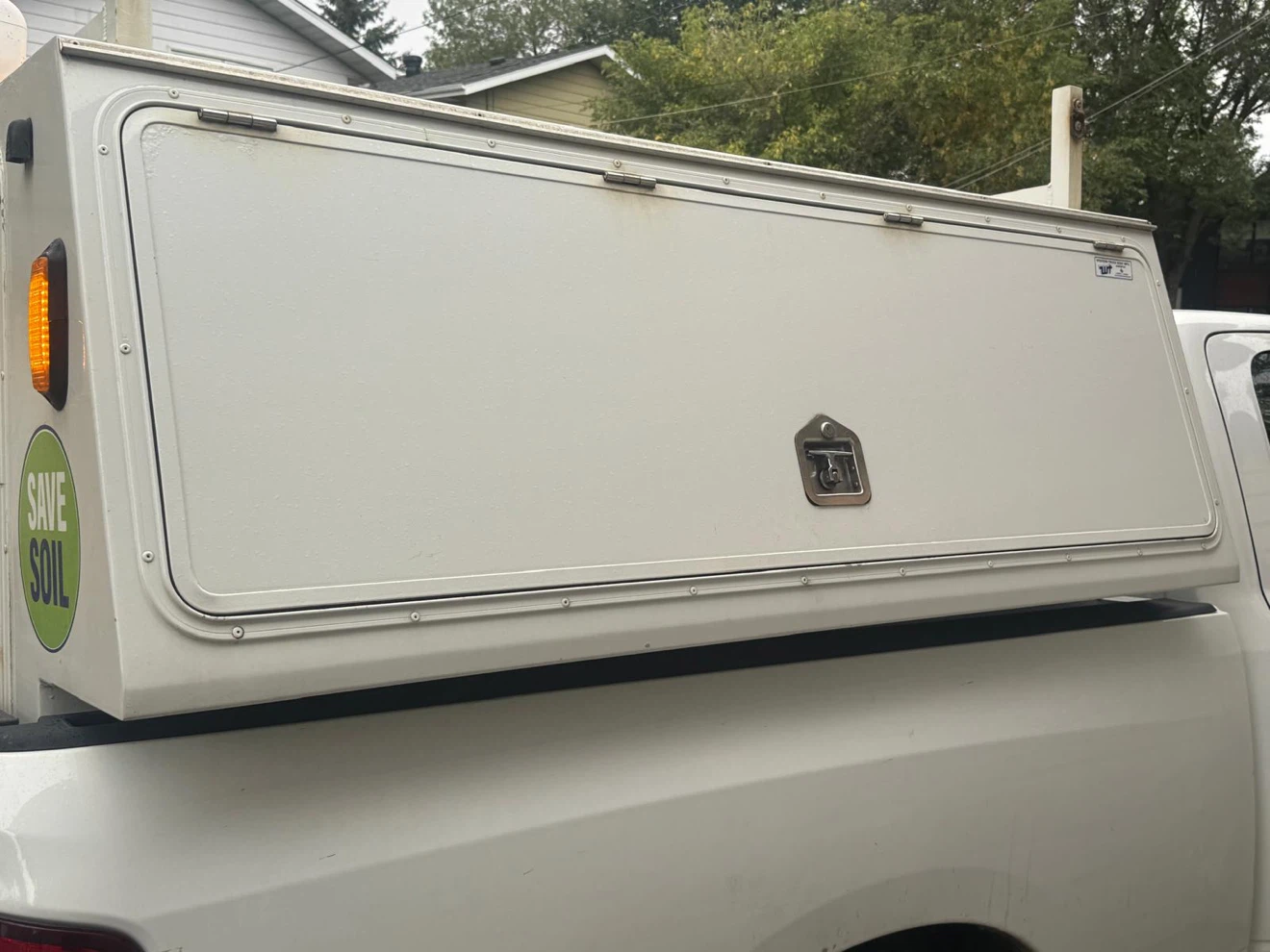 truck canopy (truck job box)