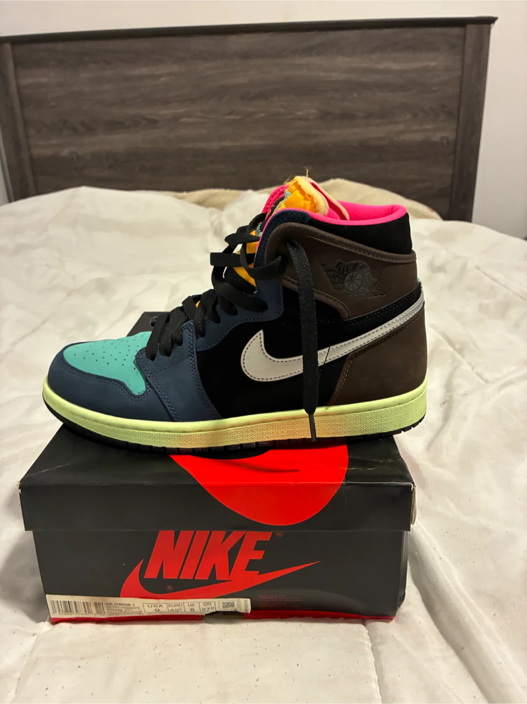 Nike Air Jordan 1 Retro High OG Tokyo Bio Hack - photo 2