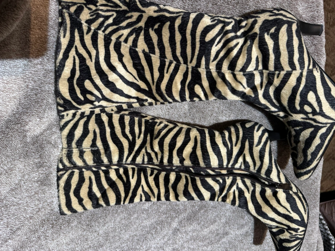 Dalinor Zebra Print Boots Size 38