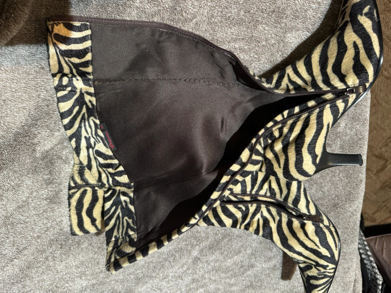 Dalinor Zebra Print Boots Size 38 - photo 3