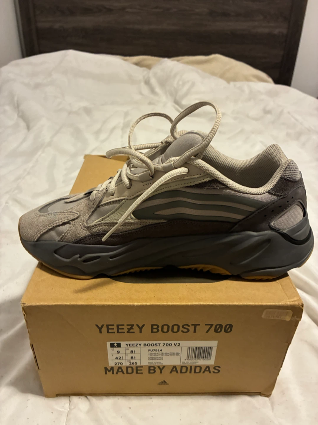Adidas Yeezy Boost 700 V2 Tephra Size 9 - photo 4