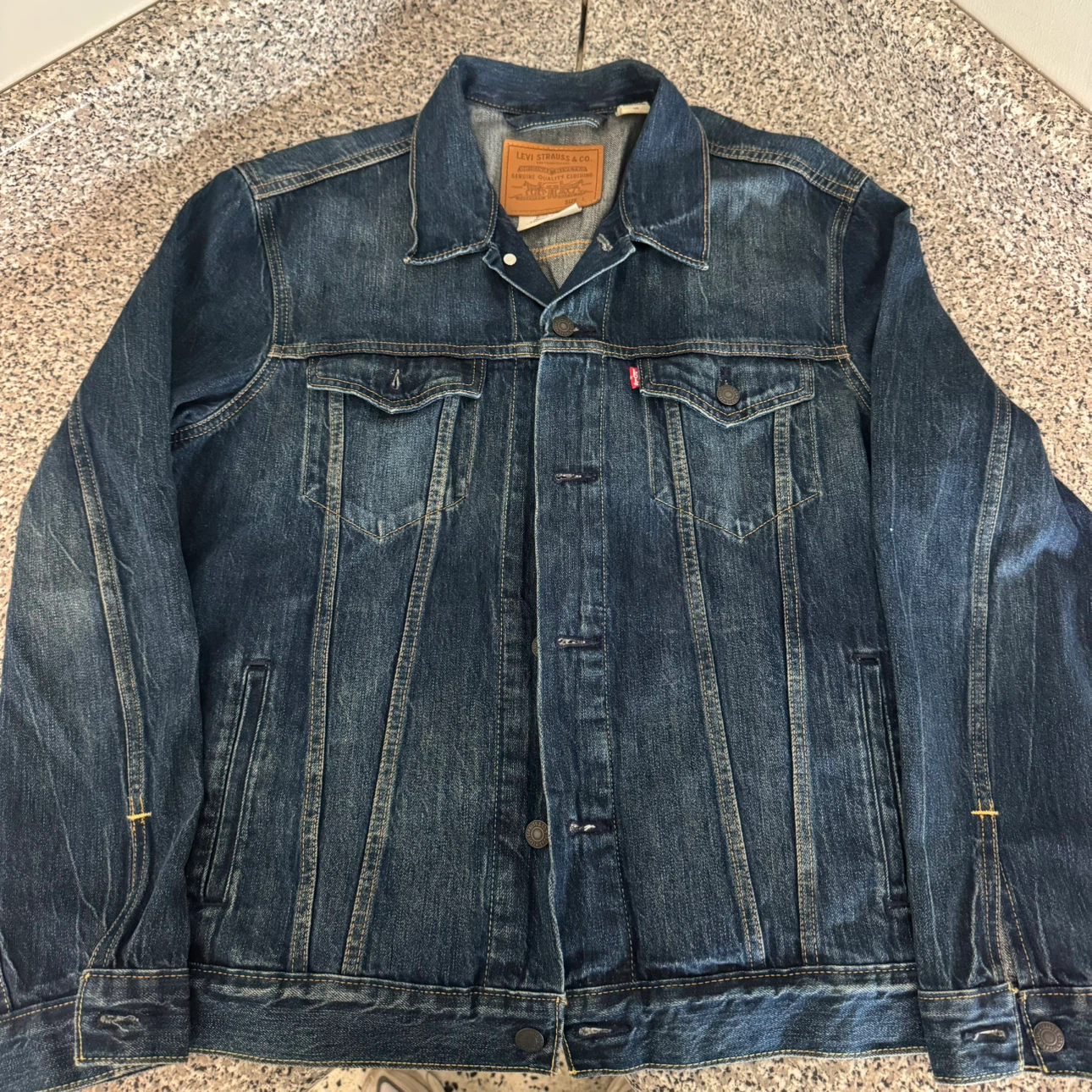 Levi's Premium Denim Jacket - Large