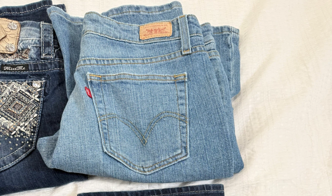 Y2K Jeans Size 25, Rock Revival , Miss Me, Levi’s - photo 3