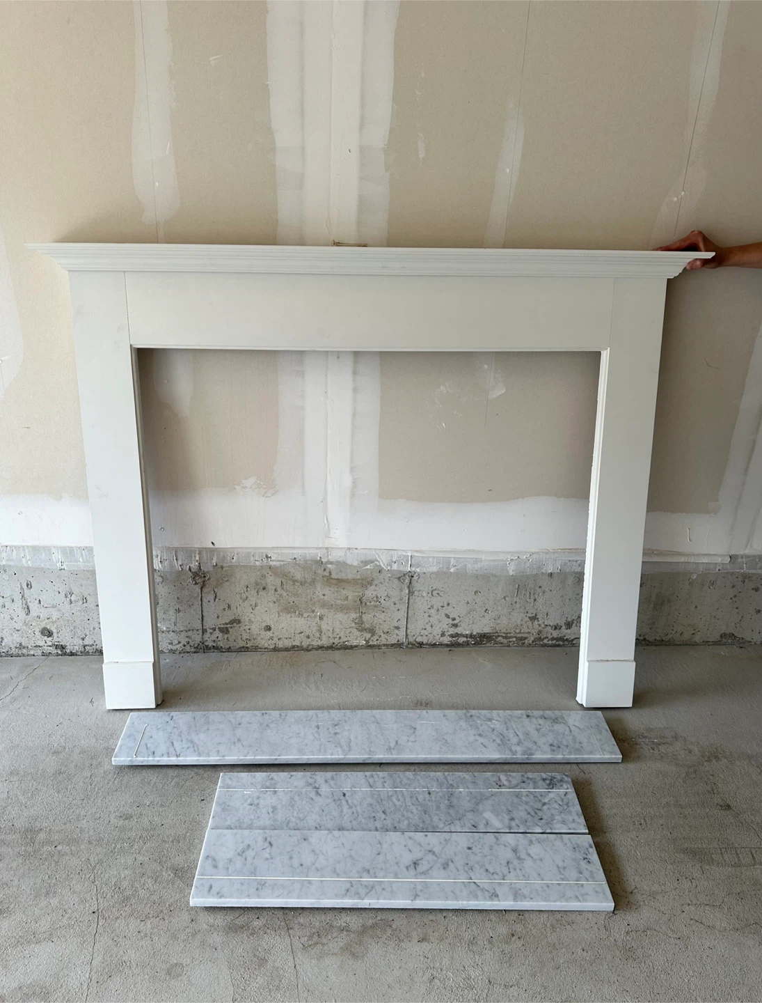 Contemporary Wood Fireplace Mantel Surround Kit - photo 2