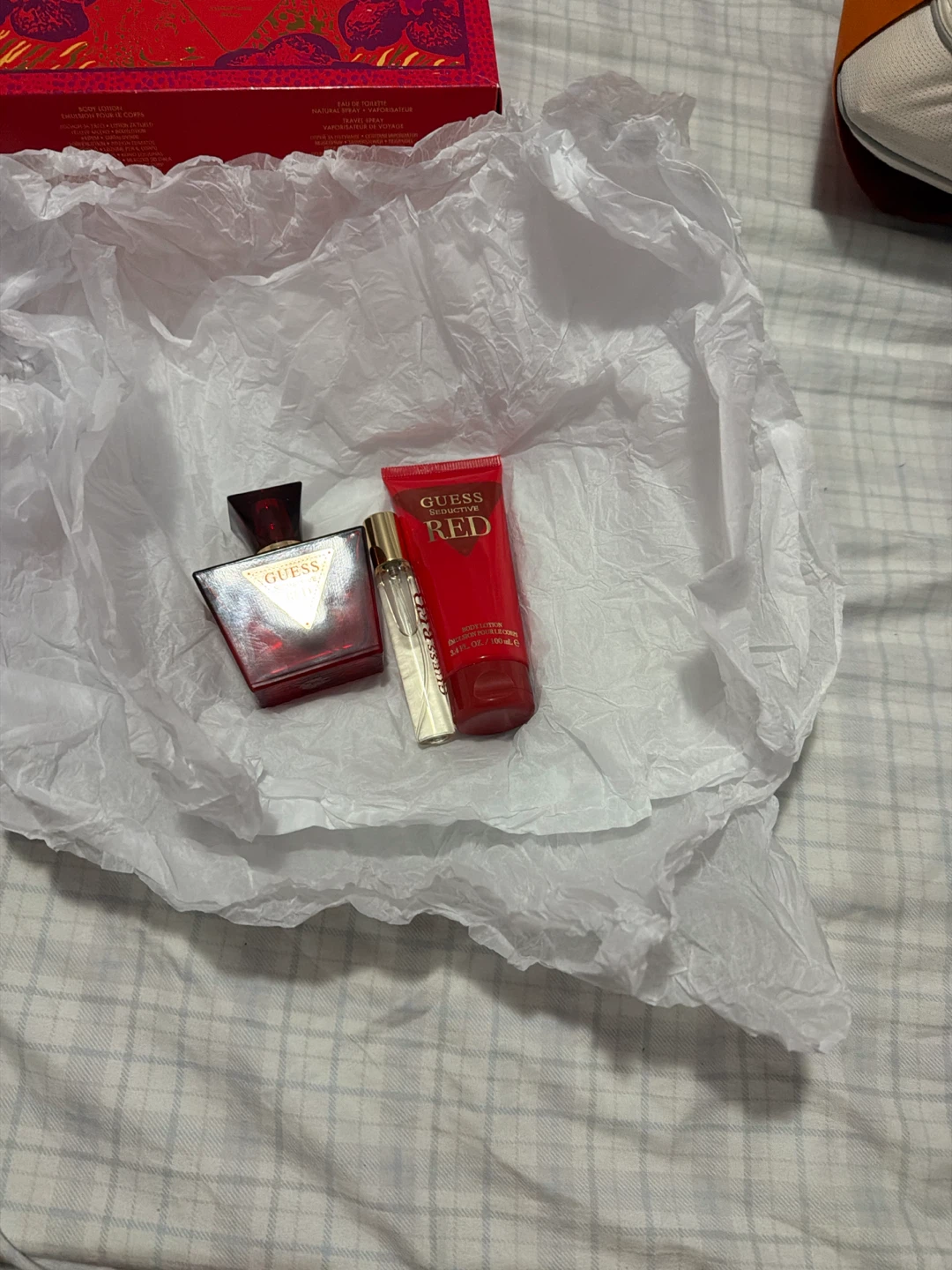Guess Seductive Red Fragrance Gift Set - photo 2