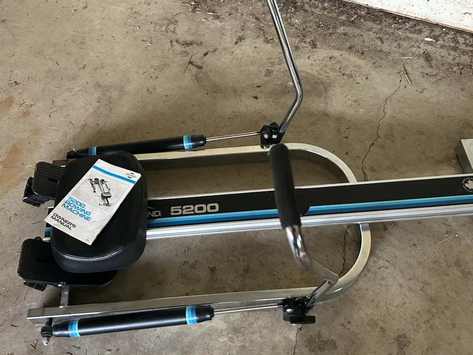 Rowing Machine - photo 2