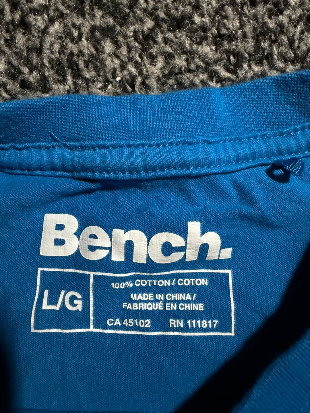 Blue bench T-Shirt - photo 3