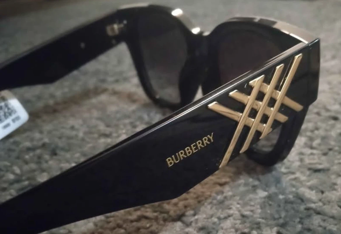 Burberry Heritage Sunglasses - photo 2